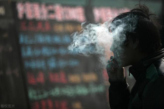 樂魚leyu體育官網(wǎng)健身房里的幾種下頭舉動真的被惡心到了(圖4)