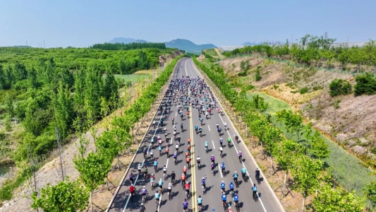 leyu·樂魚中國自行車活動騎游大會（山系列）在山東日照勝利舉行(圖2)
